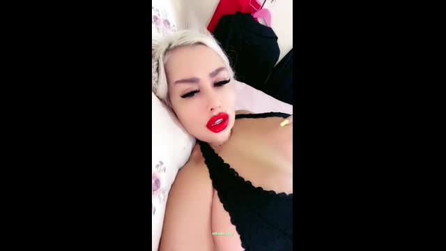 Ilcin Karagoz İfşa Videosu · Siyah Dantel Gogs Okşuyor