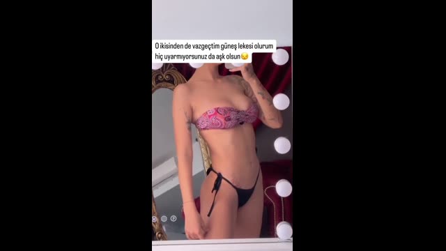 Seyda Nur Tunc Yeni İfşa — Pembe Bikiniyle Tangasini Salladi İfşa